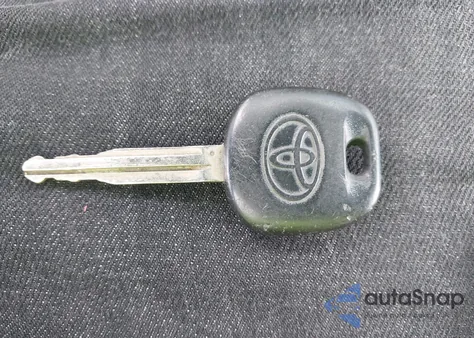 2005 Toyota Corolla S from USA, damaged, VIN 2T1BR32E65C458356